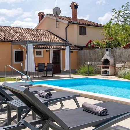 Casa Pina *