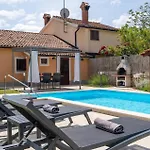 Casa Pina *