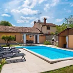 Casa Pina Labinci